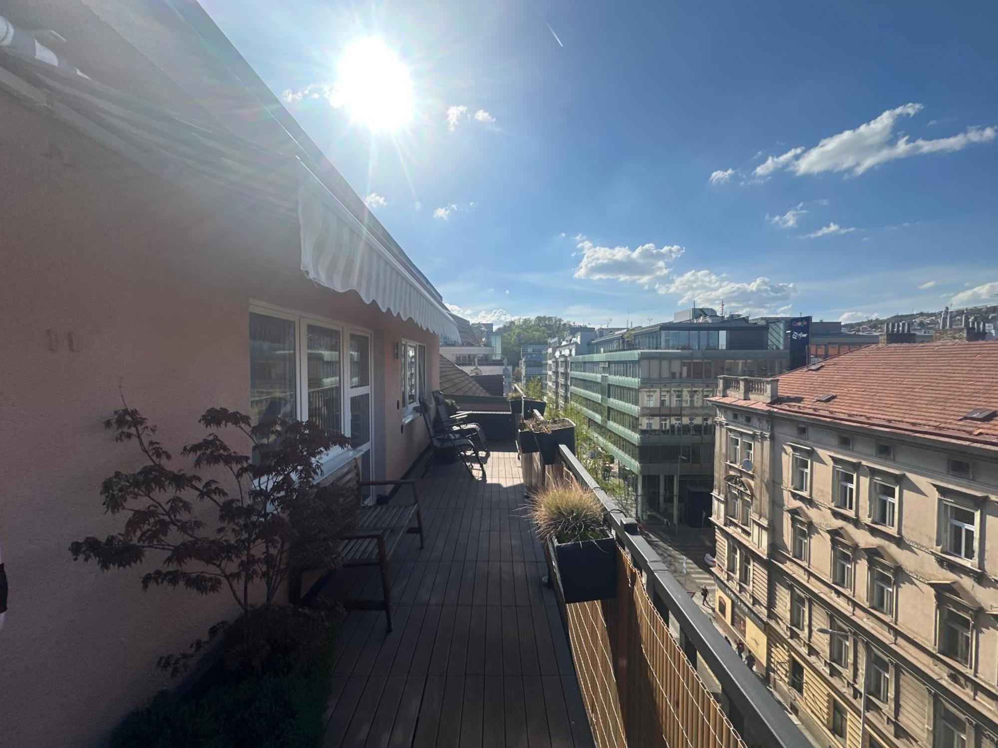 Andel Apartment With Terrace Praag Buitenkant foto